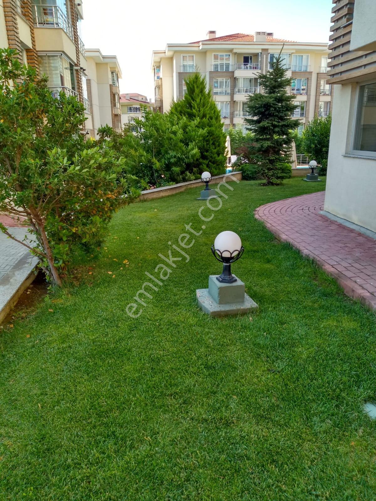 Donanımlı Sitede Ayçadan Satılık Geniş Kullanımlı Daire - Görsel 2