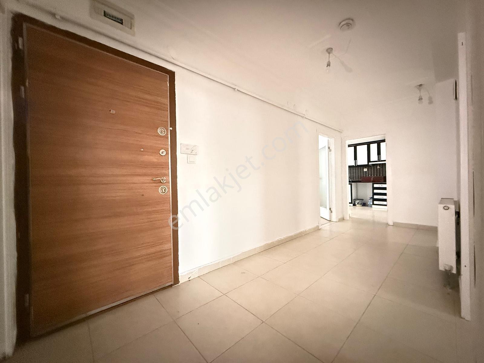 Rotadan Cd Paraleli, Geniş, E.banyolu, Çift Balkon Masrafsız 3+1 - Görsel 18