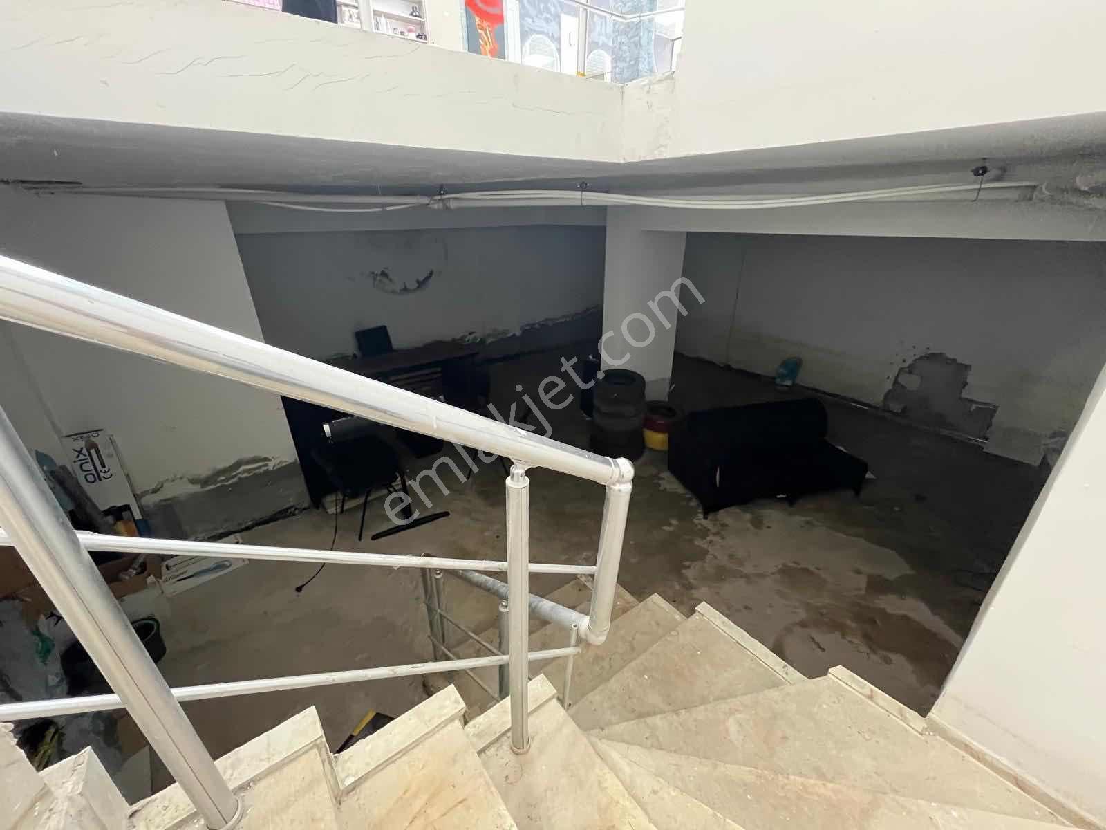 Karşıyaka'da Satılık Yatırımlık Kiracılı Dükkan - Görsel 3