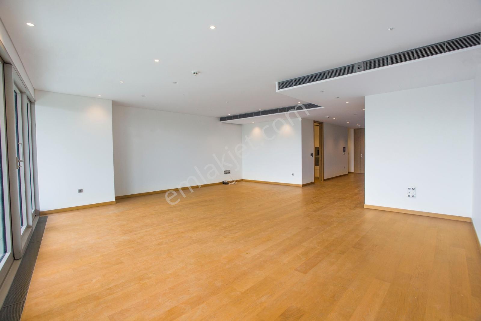 Zorlu Center Dısa Bakan Taraf 200 M2 Kıralık Ofıs Luks - Görsel 13