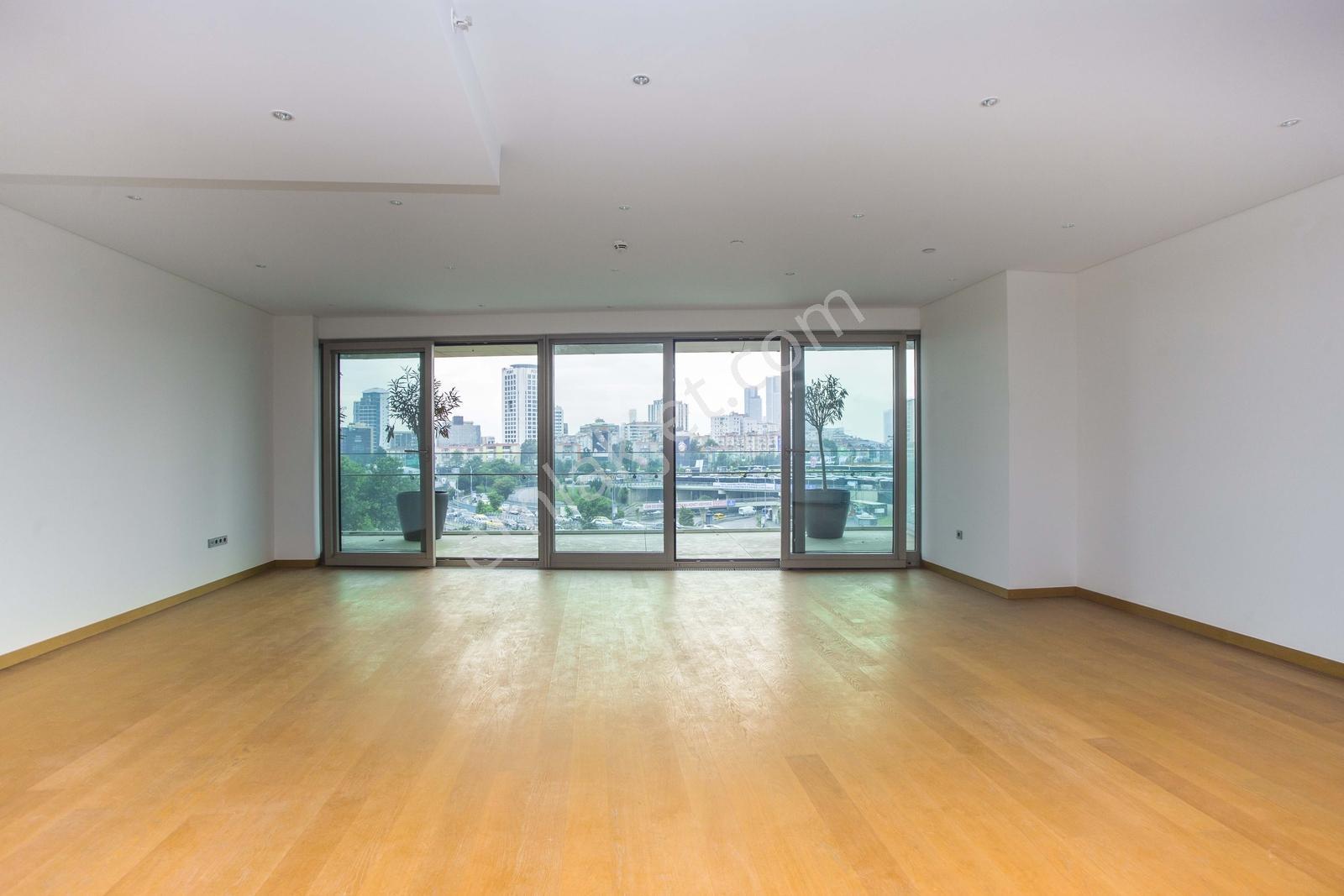 Zorlu Center Dısa Bakan Taraf 200 M2 Kıralık Ofıs Luks - Görsel 17