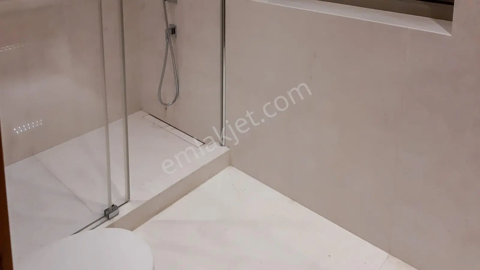 Zorlu Center Kıralık Bogaz Manzaralı 200 M2 Luks Ofıs - Görsel 9