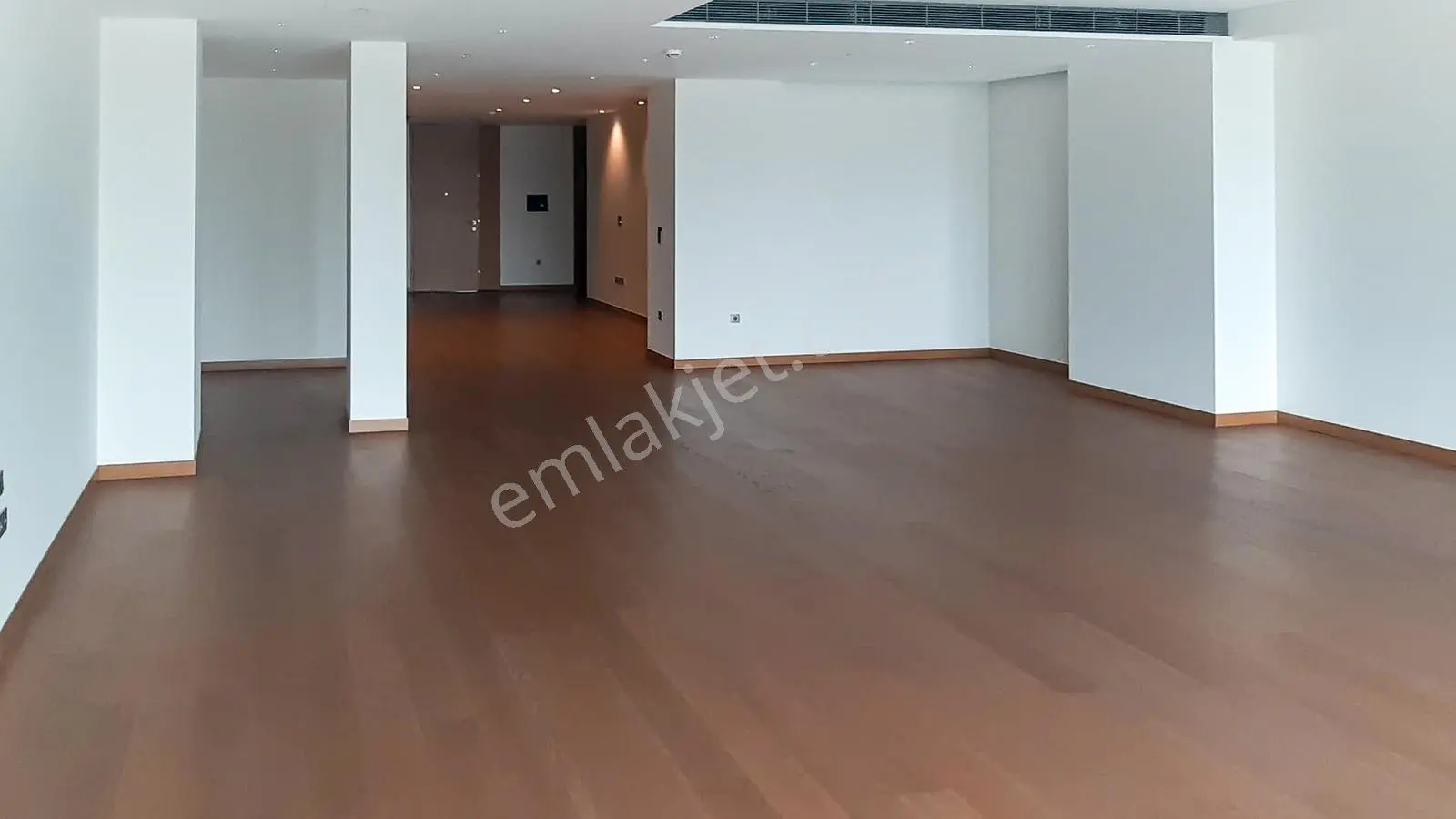 Zorlu Center Kıralık Bogaz Manzaralı 200 M2 Luks Ofıs - Görsel 12