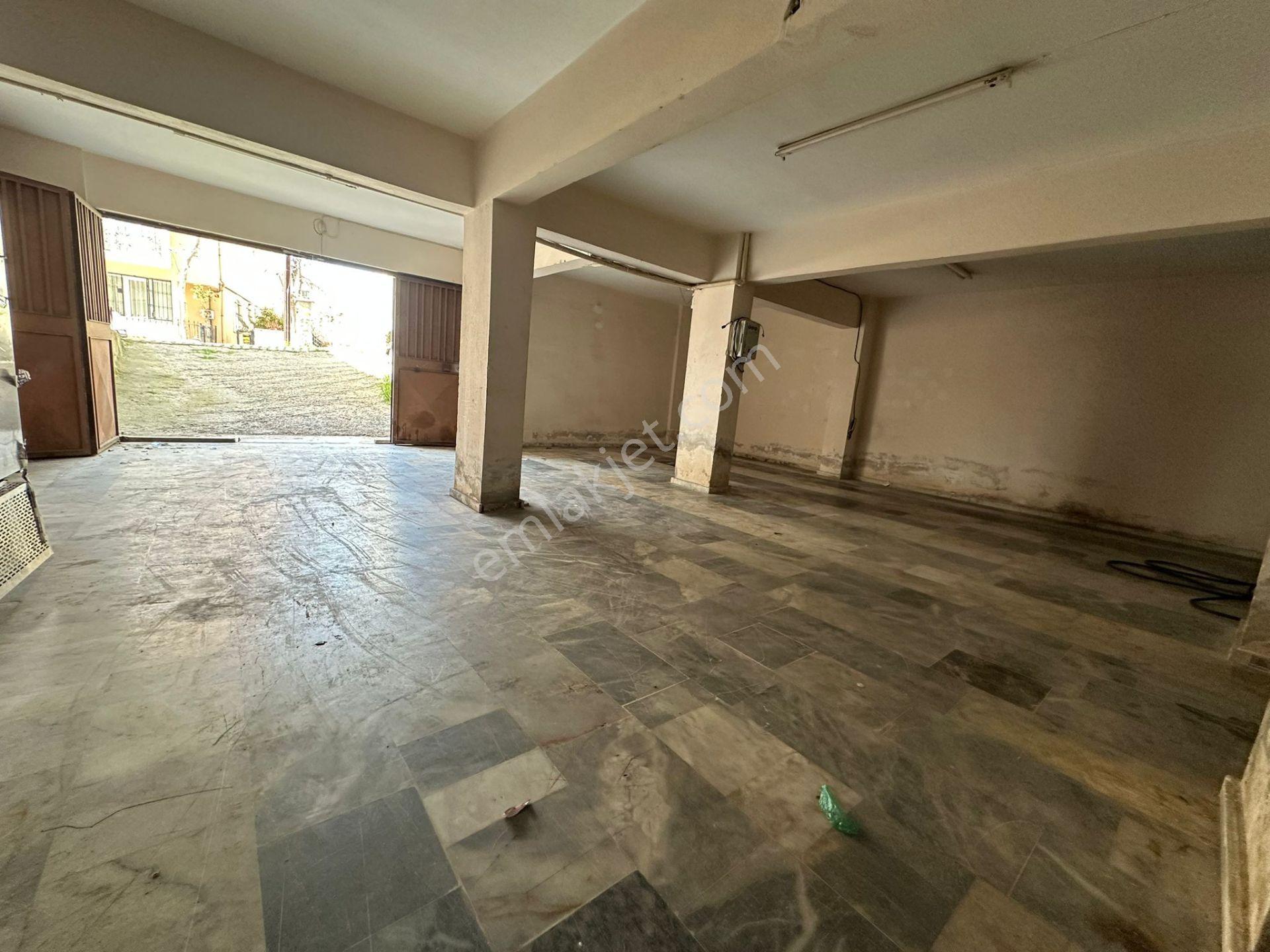 Mertcan Dan Yakacık Meydana Yürüme 200m2 Fırsat Kiralık Dükkan - Görsel 5
