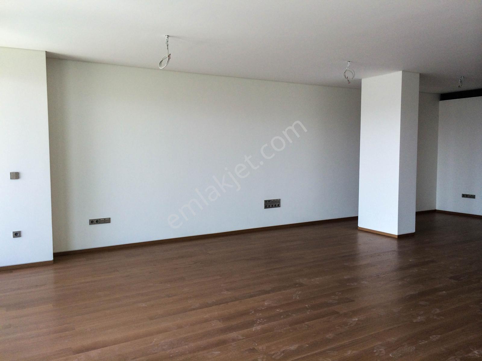 Versatıe Den Zorlu Center 200 M2 Satılık Luks Ofıs - Görsel 11