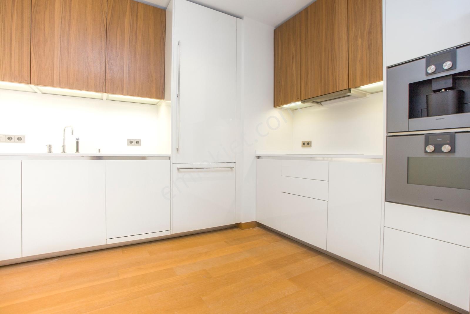 Zorlu Center Kıralık Tek Yetkılı 224 M2 Luks Ofıs Katı - Görsel 2