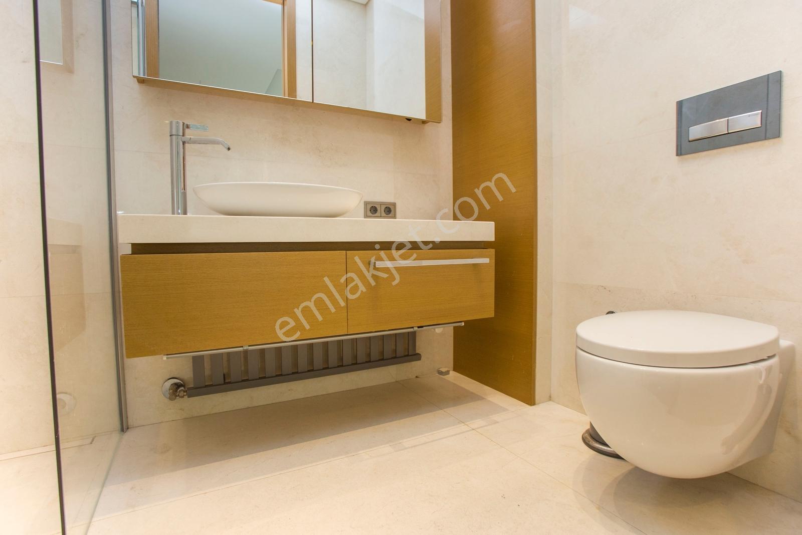 Zorlu Center Kıralık Tek Yetkılı 224 M2 Luks Ofıs Katı - Görsel 18