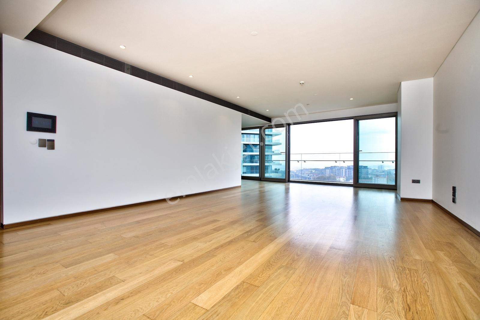 Zorlu Center'da Satılık 3+1 Lüks 220 M2 Boğaz Manzaralı Daire - Görsel 21
