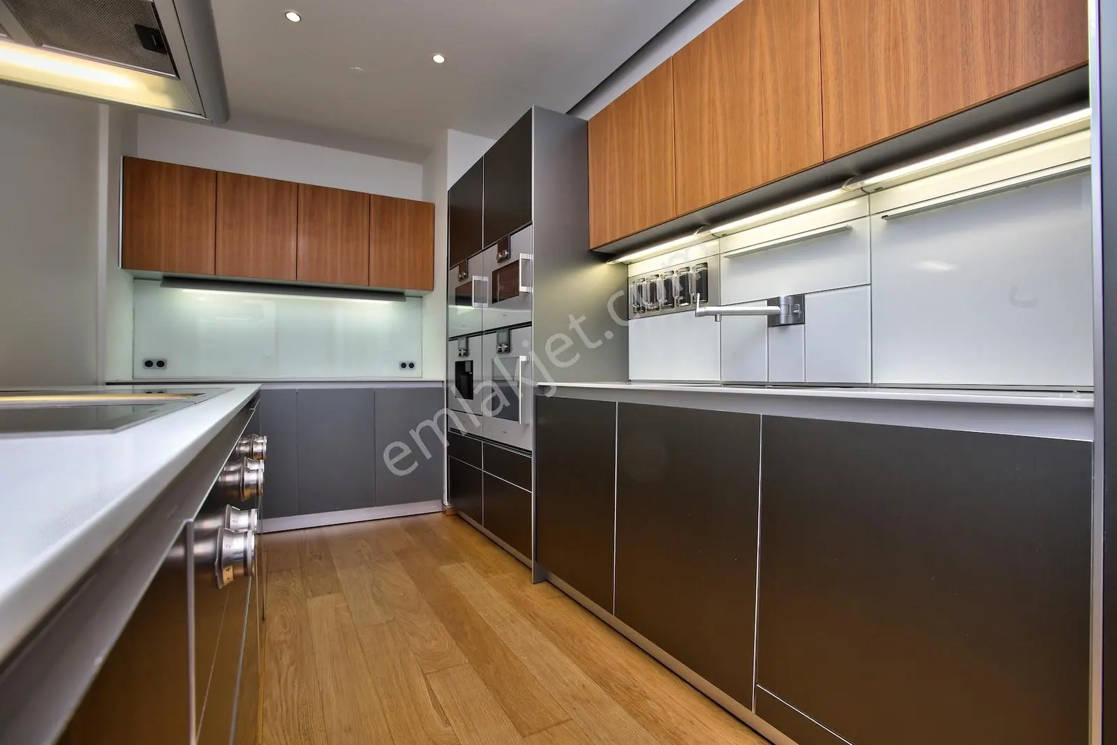 Zorlu Center'da Satılık 3+1 Lüks 220 M2 Boğaz Manzaralı Daire - Görsel 8