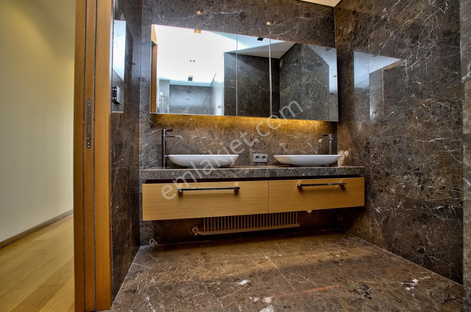 Zorlu Center'da Satılık 3+1 Lüks 220 M2 Boğaz Manzaralı Daire - Görsel 22