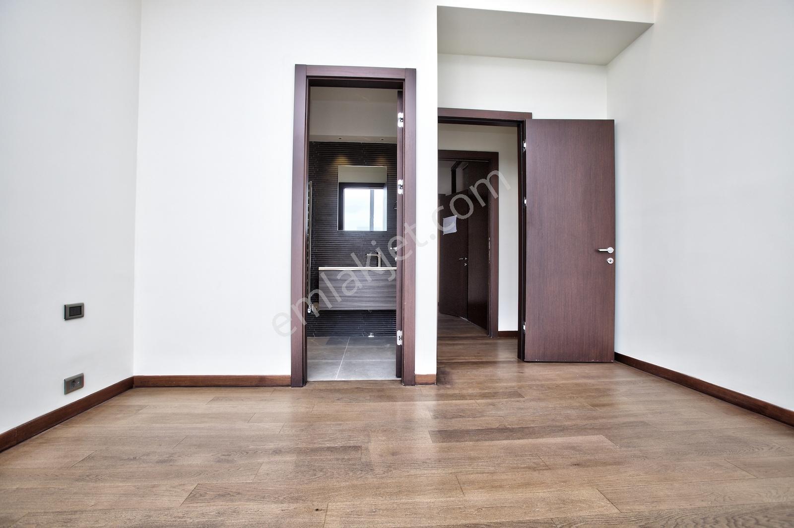 Versatıe'den Çiftçi Tower Kıralık Boğaz Manzaralı 3,5+1 - Görsel 26