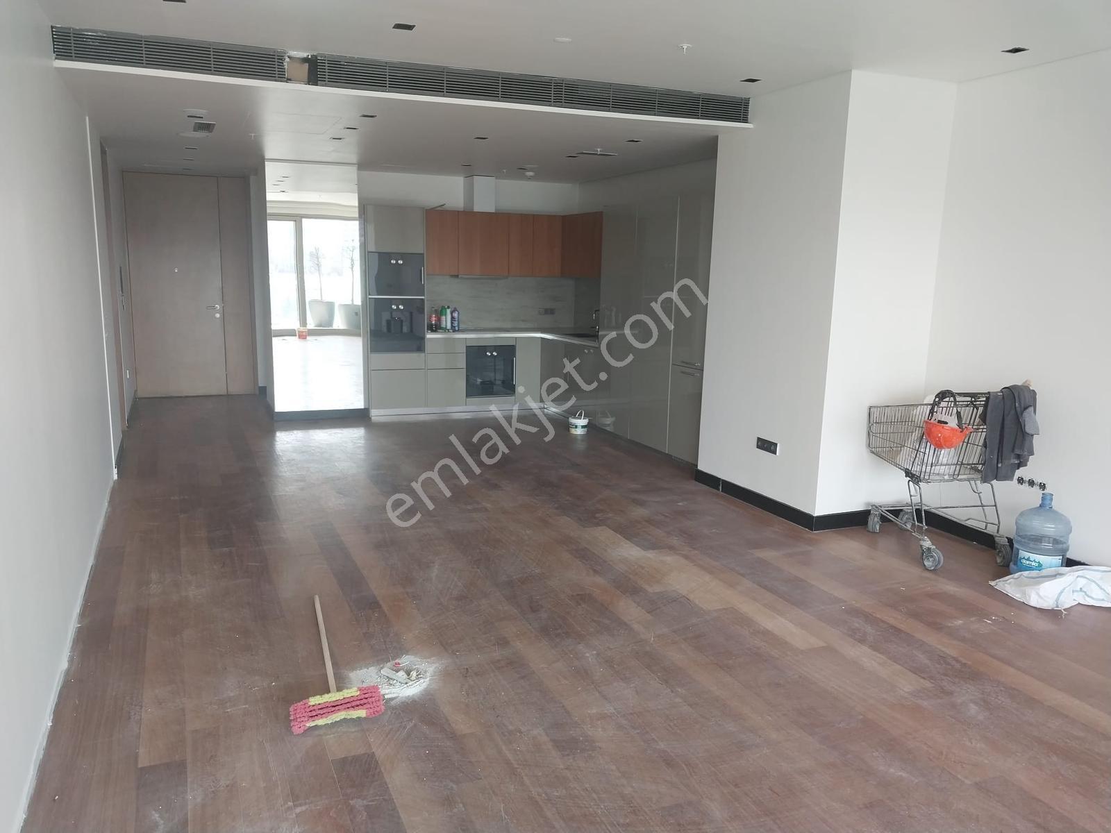 Zorlu Center En Iyı Konumlu Uygun 1+1 Kıralık - Görsel 3