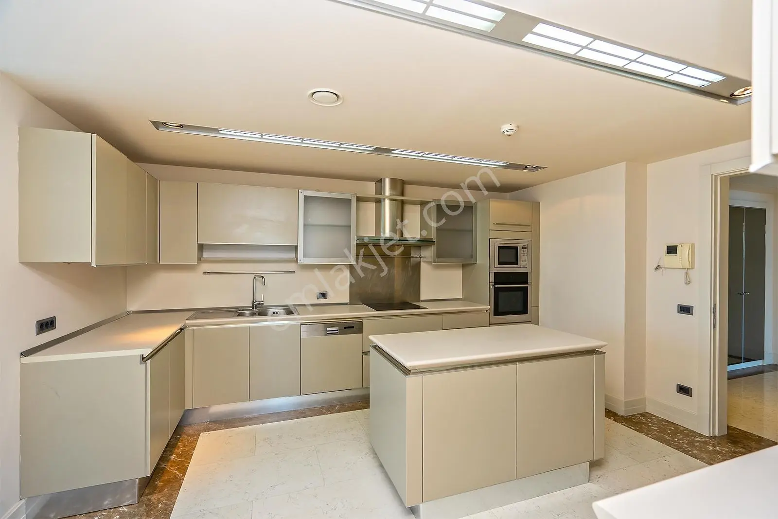 Metrocity'de 302 M2 Satılık 4+1 Daire - Görsel 16