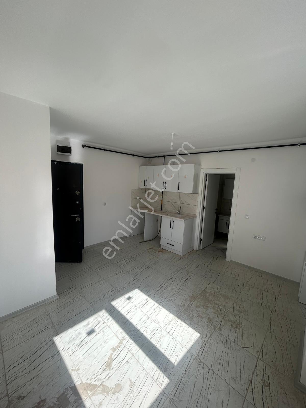 Belediye Yakını 1+1 Eşyalı Kiralık Apart - Görsel 12