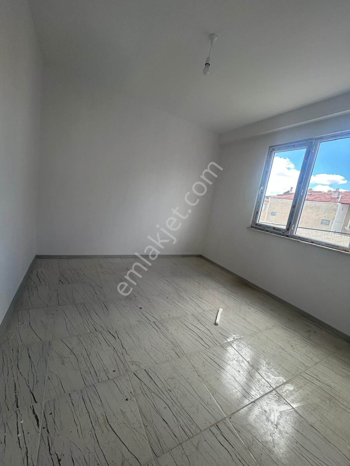 Belediye Yakını 1+1 Eşyalı Kiralık Apart - Görsel 18