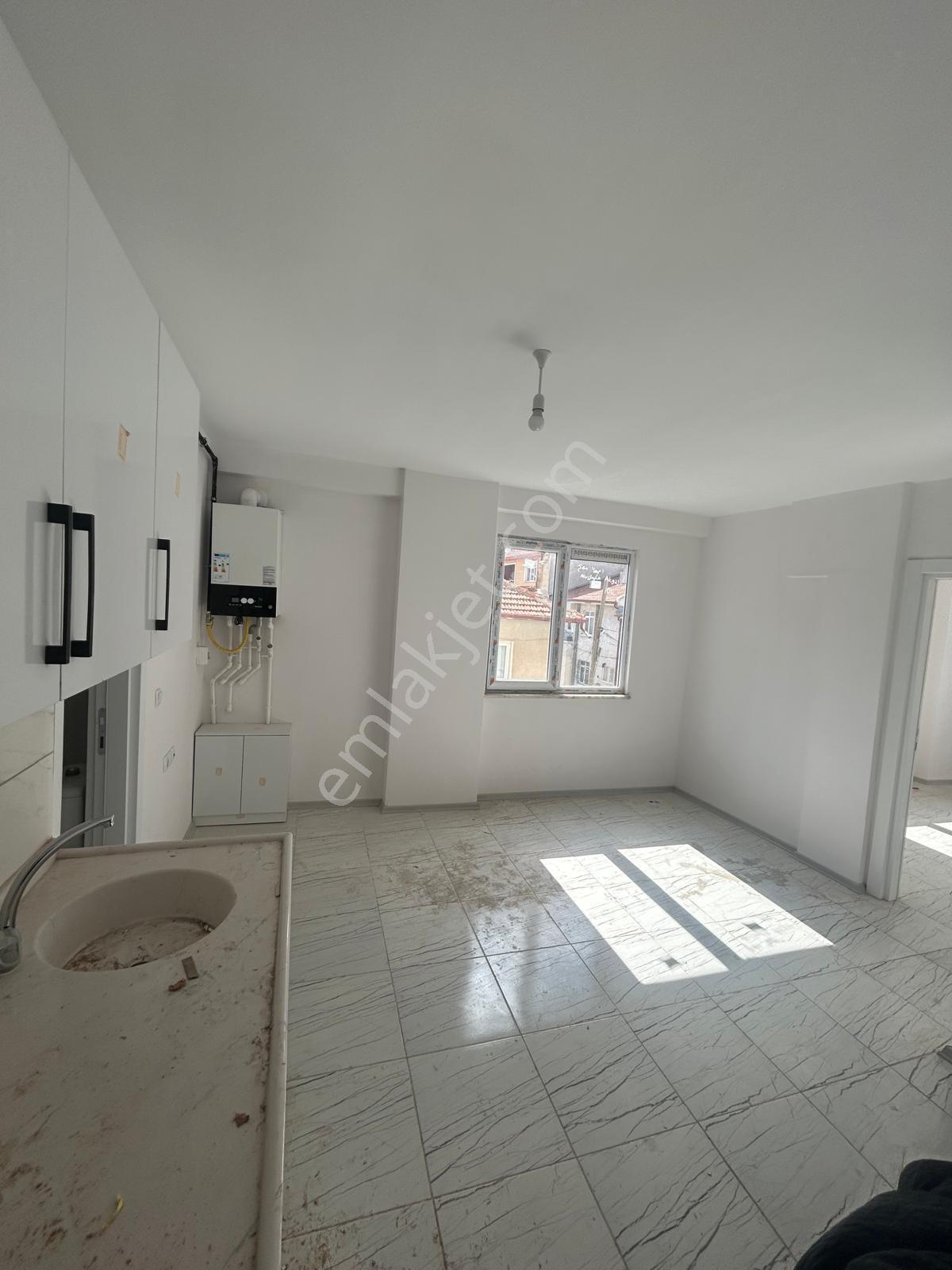 Belediye Yakını 1+1 Eşyalı Kiralık Apart - Görsel 11