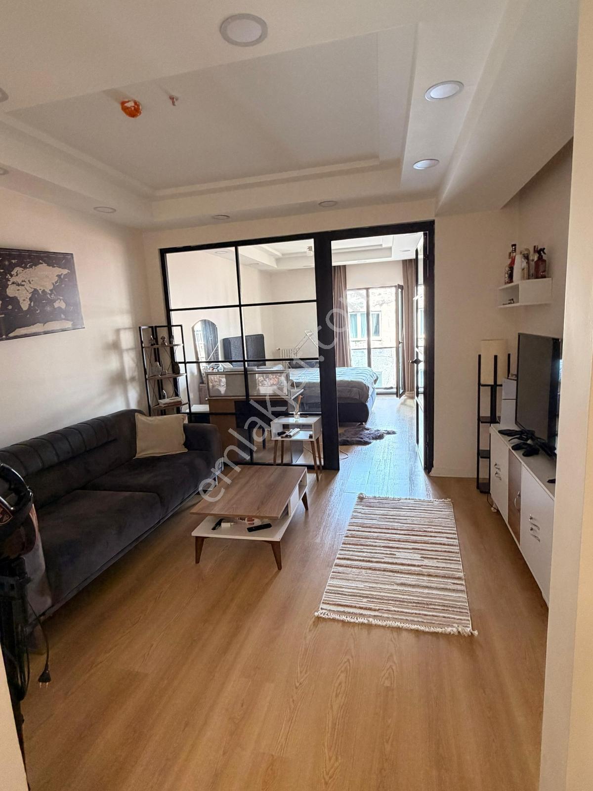 Çarşı Rezidansta Kiralık Ara Kat Balkonlu Full Eşyalı 1+1 Daire - Görsel 18