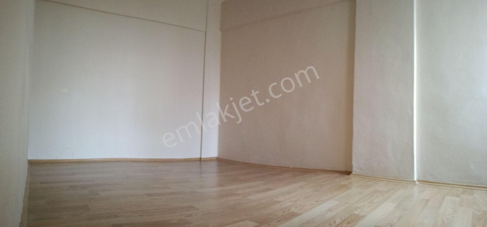 Maltepe Zümrütevlerde Arsapayı 63 M2 Kaleyur Sitesinde 3+1 Güney - Görsel 8
