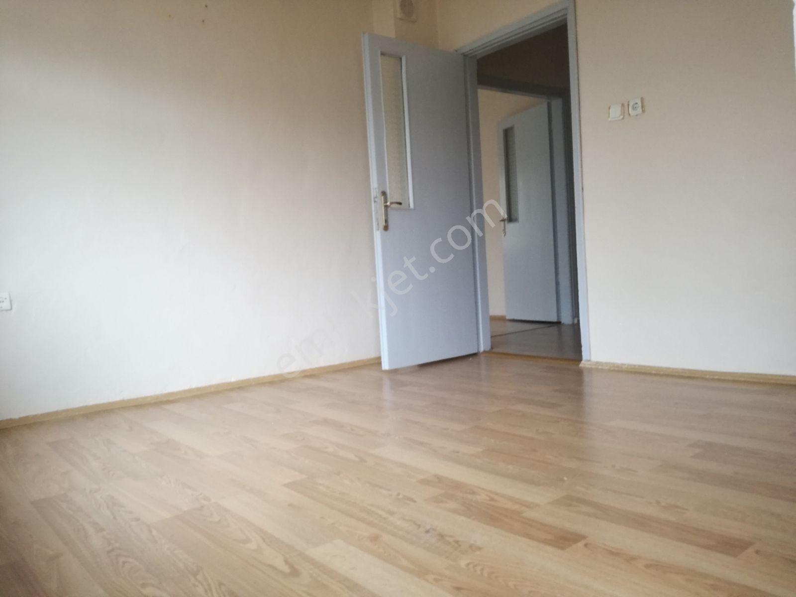 Maltepe Zümrütevlerde Arsapayı 63 M2 Kaleyur Sitesinde 3+1 Güney - Görsel 22