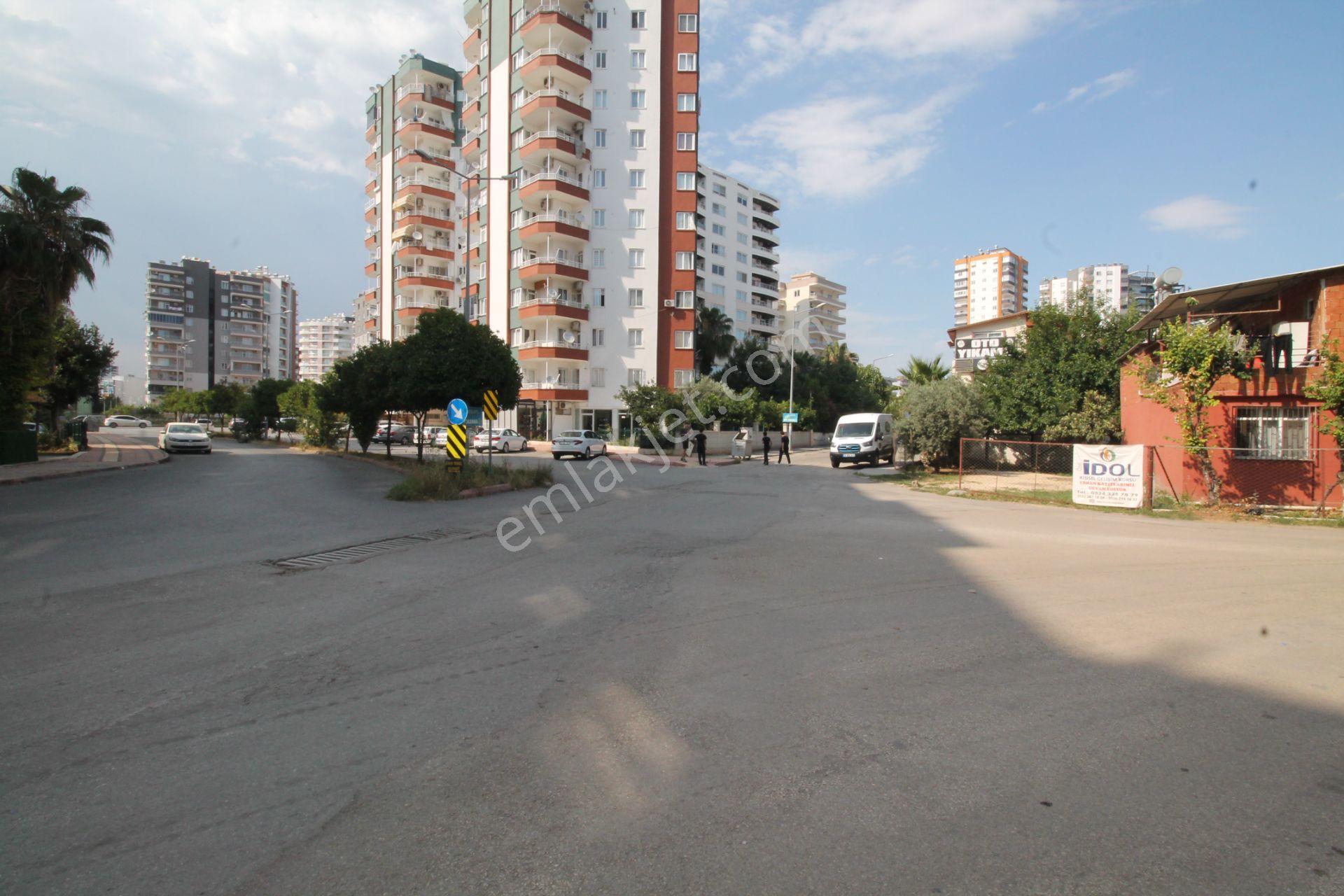 Retro’dan Forum Avm Civarı İşlek Bölgede Kiralık Mağaza - Görsel 11