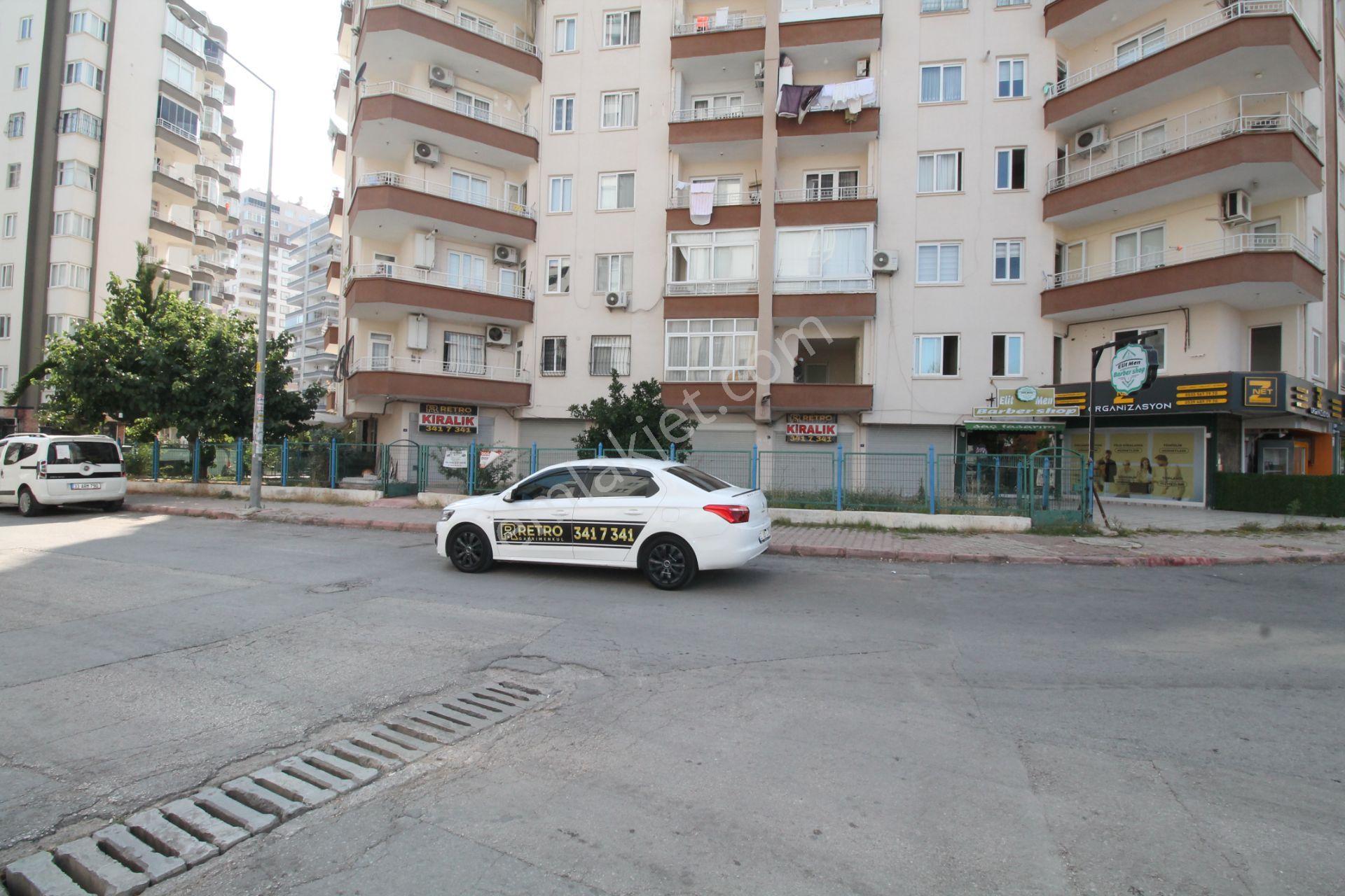 Retro’dan Forum Avm Civarı İşlek Bölgede Kiralık Mağaza - Görsel 10