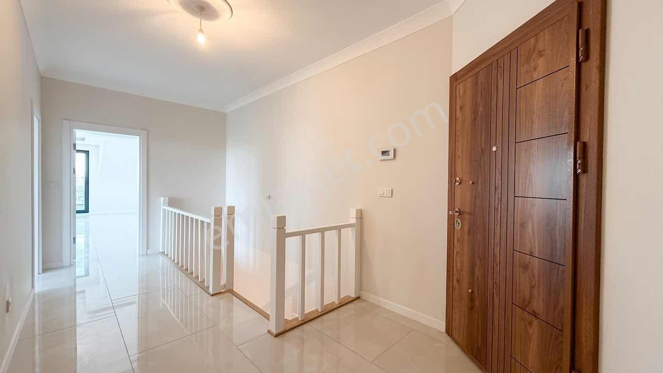 Başiskele Yeşilyurt Full Deniz Manzaralı 4+1 Dubleks | 250 M² - Görsel 9