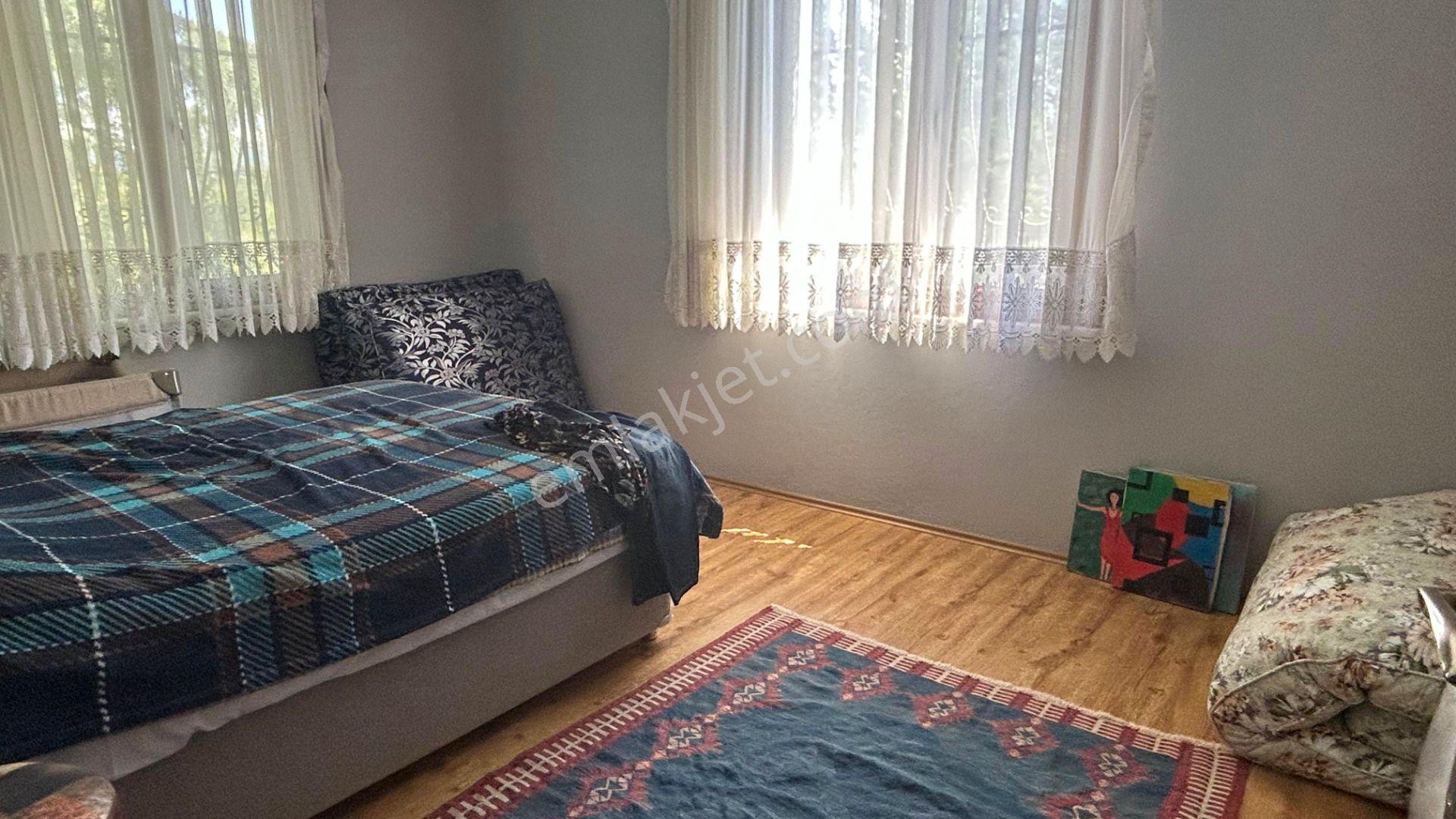 Karamürsel İnebeyli 2797 M2 Bahçe İçinde Satılık Müstakil Ev - Görsel 19