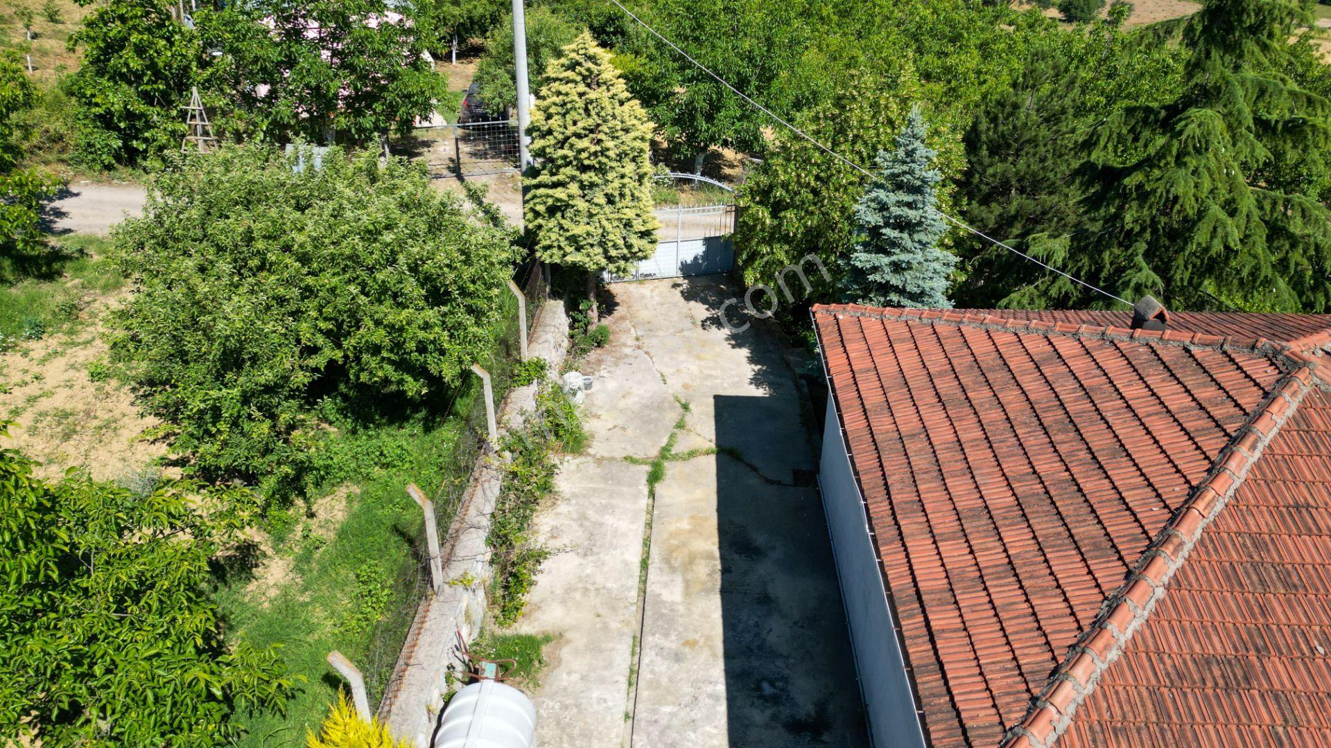 Karamürsel İnebeyli 2797 M2 Bahçe İçinde Satılık Müstakil Ev - Görsel 12