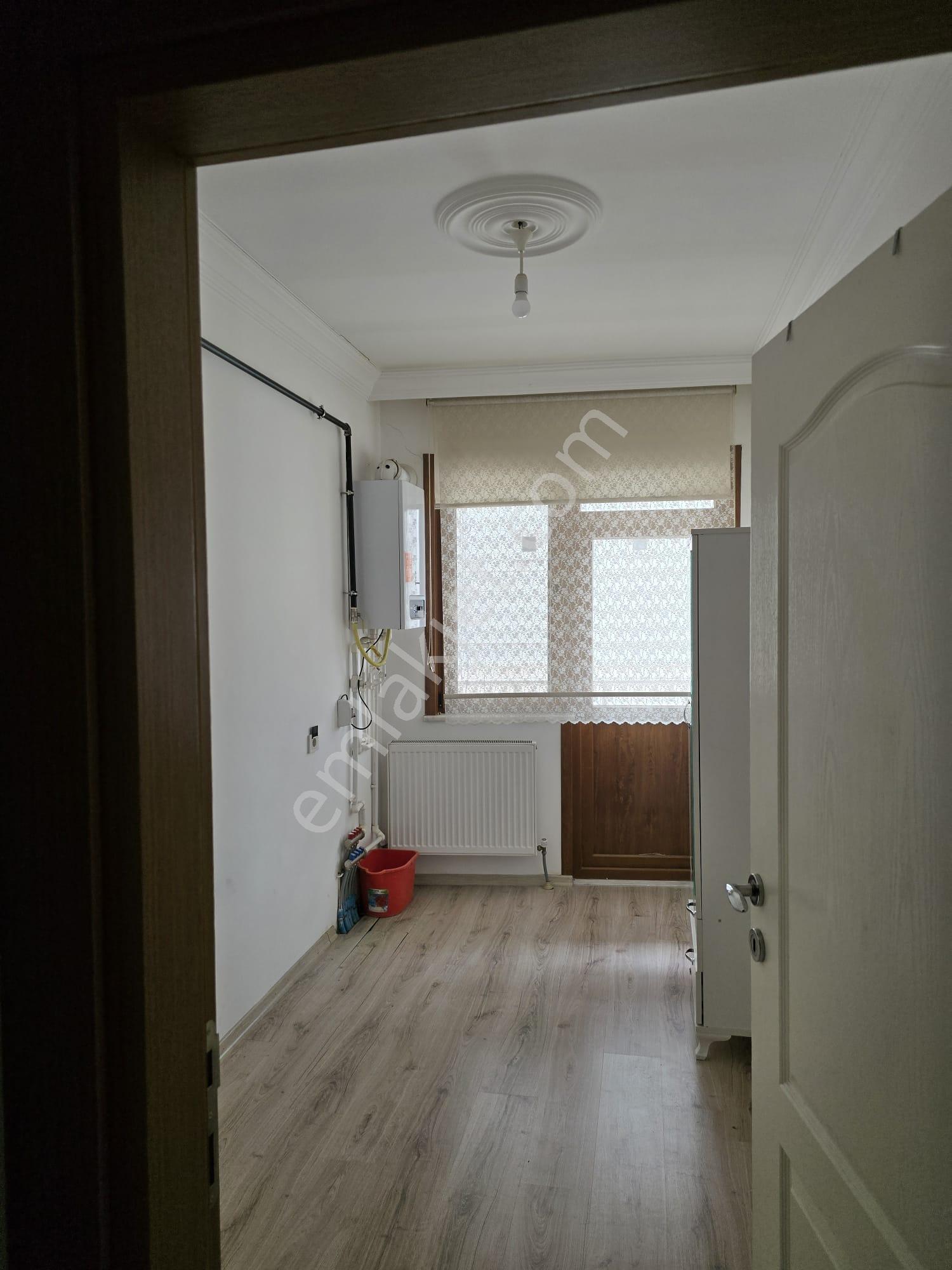 Selcuklu Hastane Karşısı 1+1 Kiralık Apart - Görsel 3