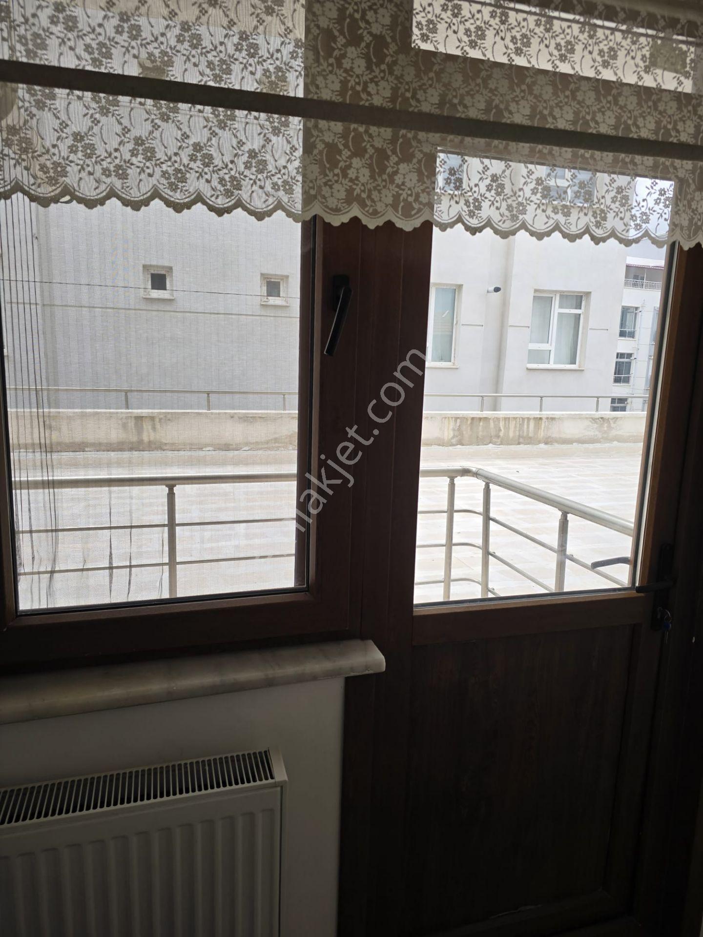 Selcuklu Hastane Karşısı 1+1 Kiralık Apart - Görsel 5