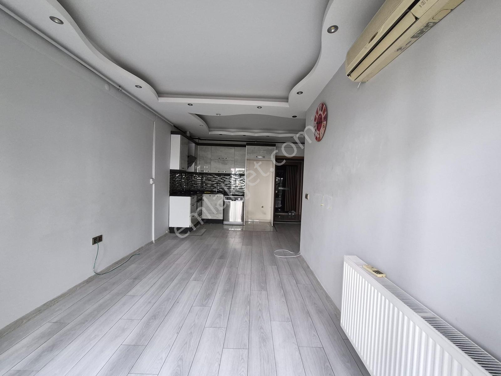 Çiğli Küçük Çiğli De Kiralık Boş 1+1 Daire Kanıt Emlaktan - Görsel 2