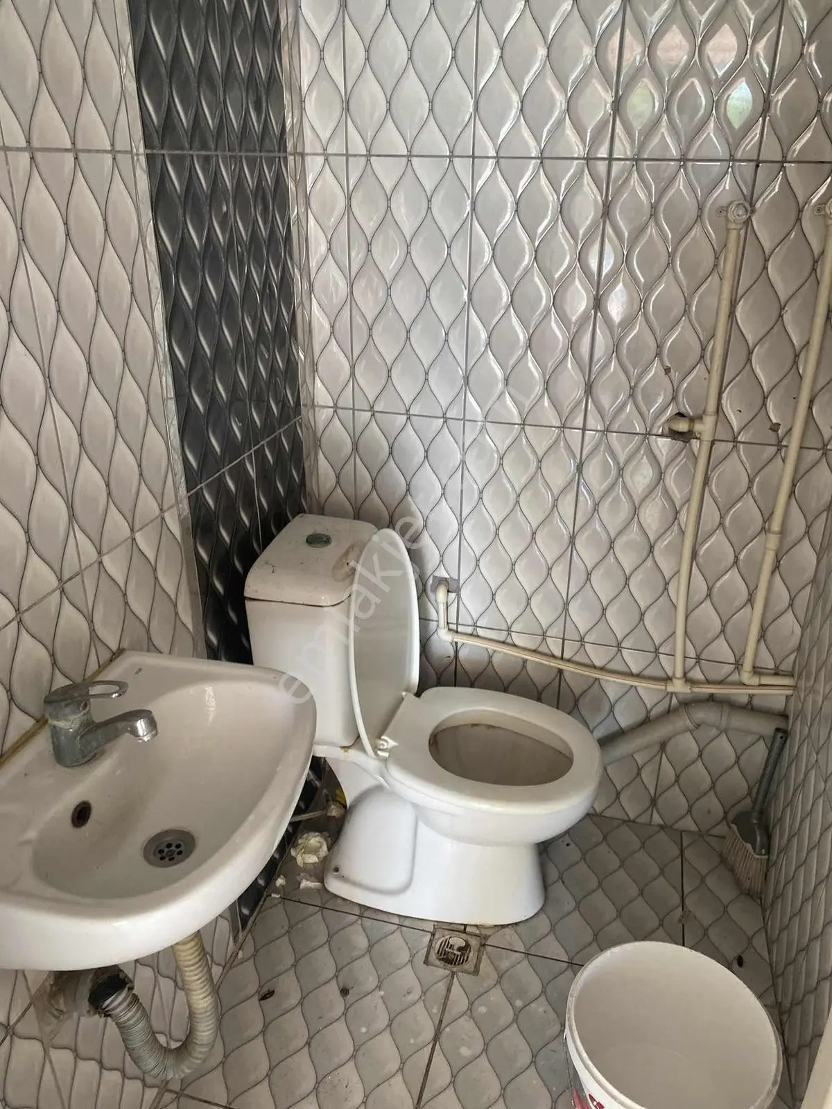 Mehmet Atay Caddesi Üzerinde Kiralık İşyeri - Görsel 4
