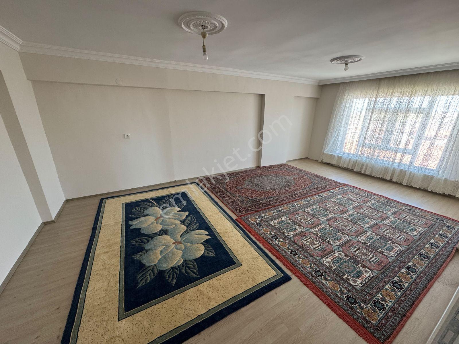 Etimesgut Alsancak Eşyalı Teras Manzaralı Kiralik Daire 2.5+1 - Görsel 18