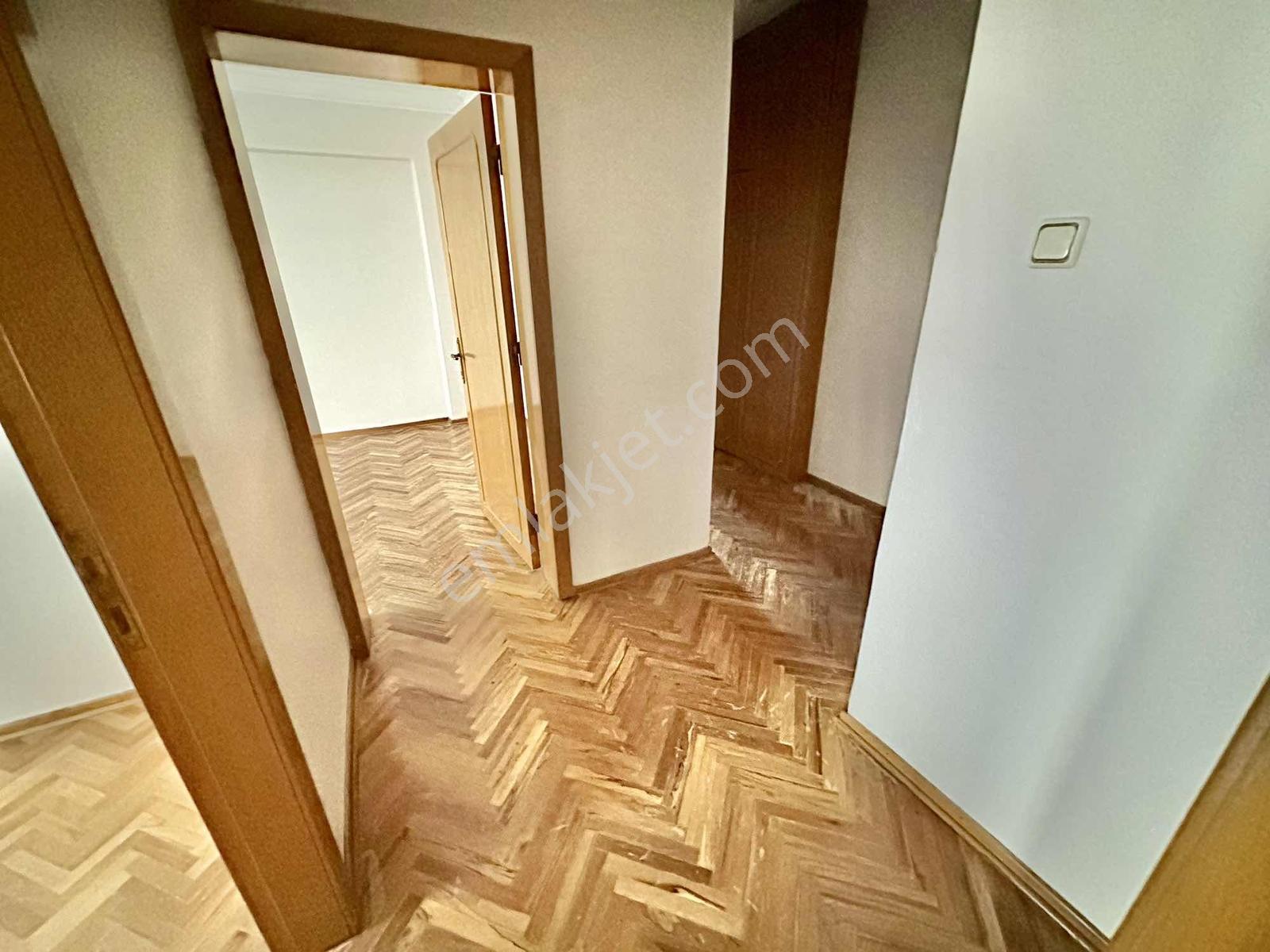 Atakule Yakını Sedat Simavi 'de 4+1+kiler Otopark Kiralık Arakat - Görsel 27