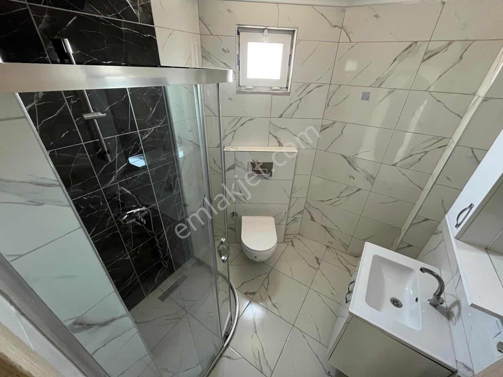 Tuzla İstasyonda Deniz Manzaralı 2+1 Kiralık Daire - Görsel 13