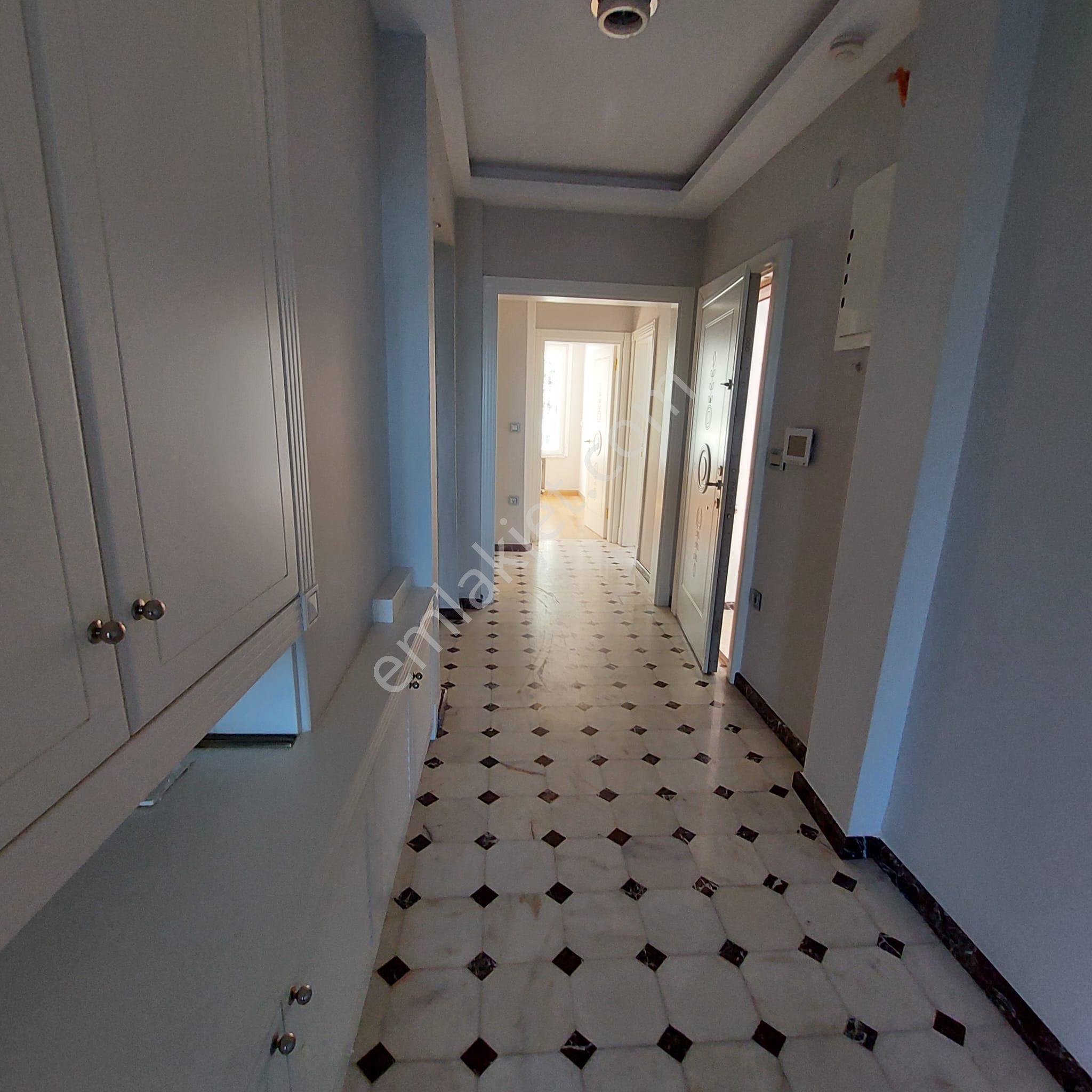 Kireçburnunda Deniz Manzaralı Bahçeli 3+1 Elit Bölgede Kiralık Bakımlı Daire - Görsel 17