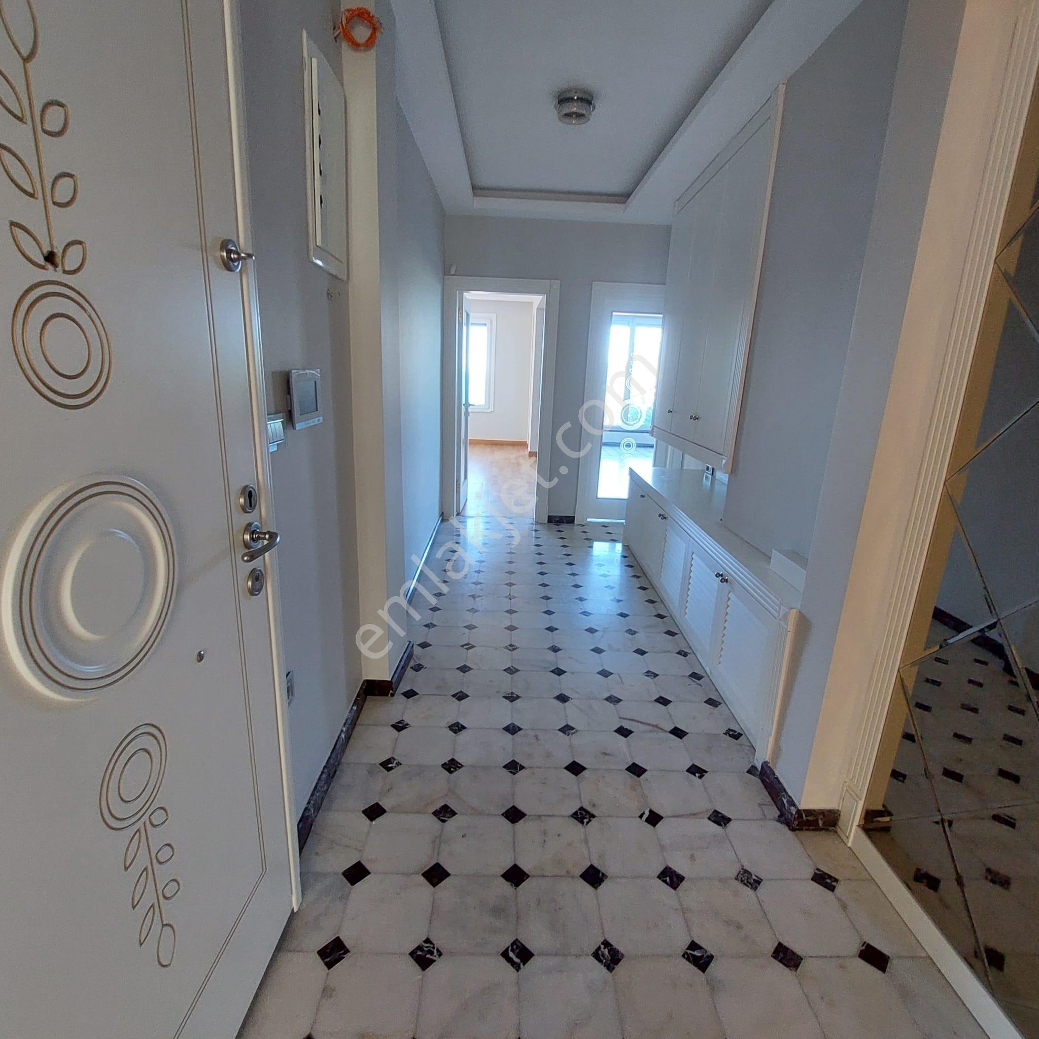 Kireçburnunda Deniz Manzaralı Bahçeli 3+1 Elit Bölgede Kiralık Bakımlı Daire - Görsel 6