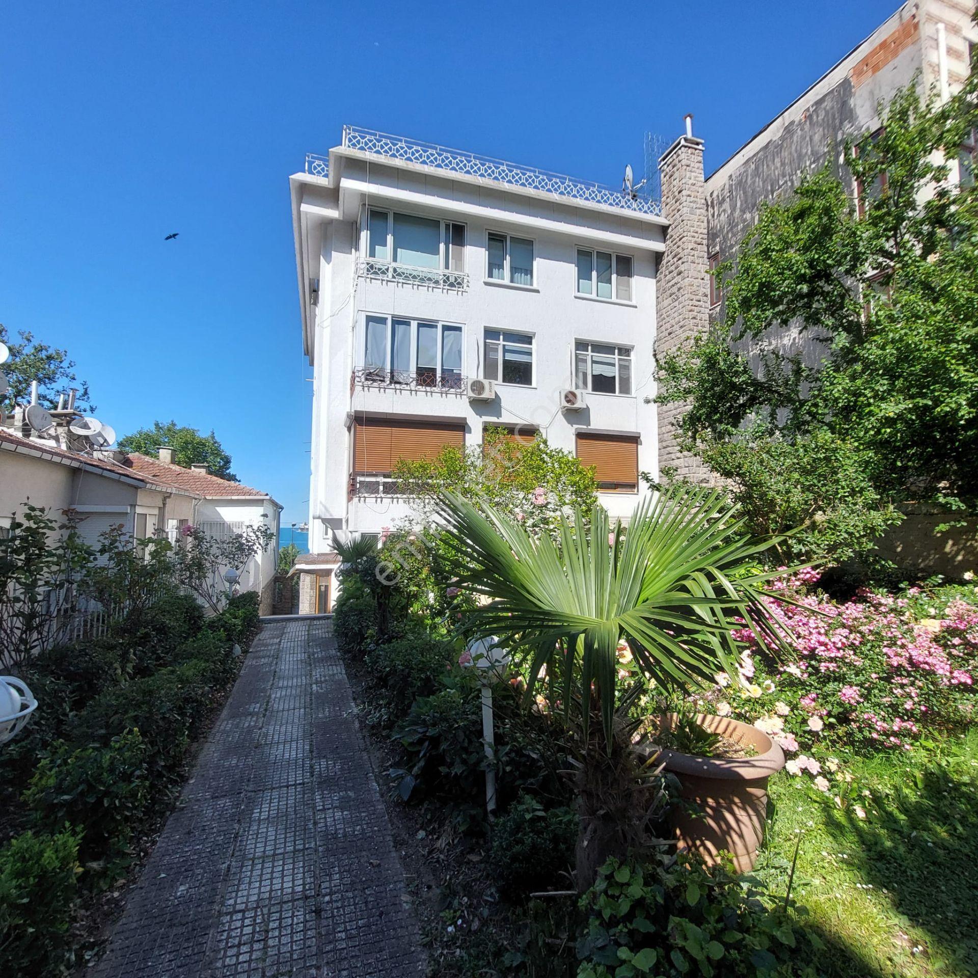 Kireçburnunda Deniz Manzaralı Bahçeli 3+1 Elit Bölgede Kiralık Bakımlı Daire - Görsel 12