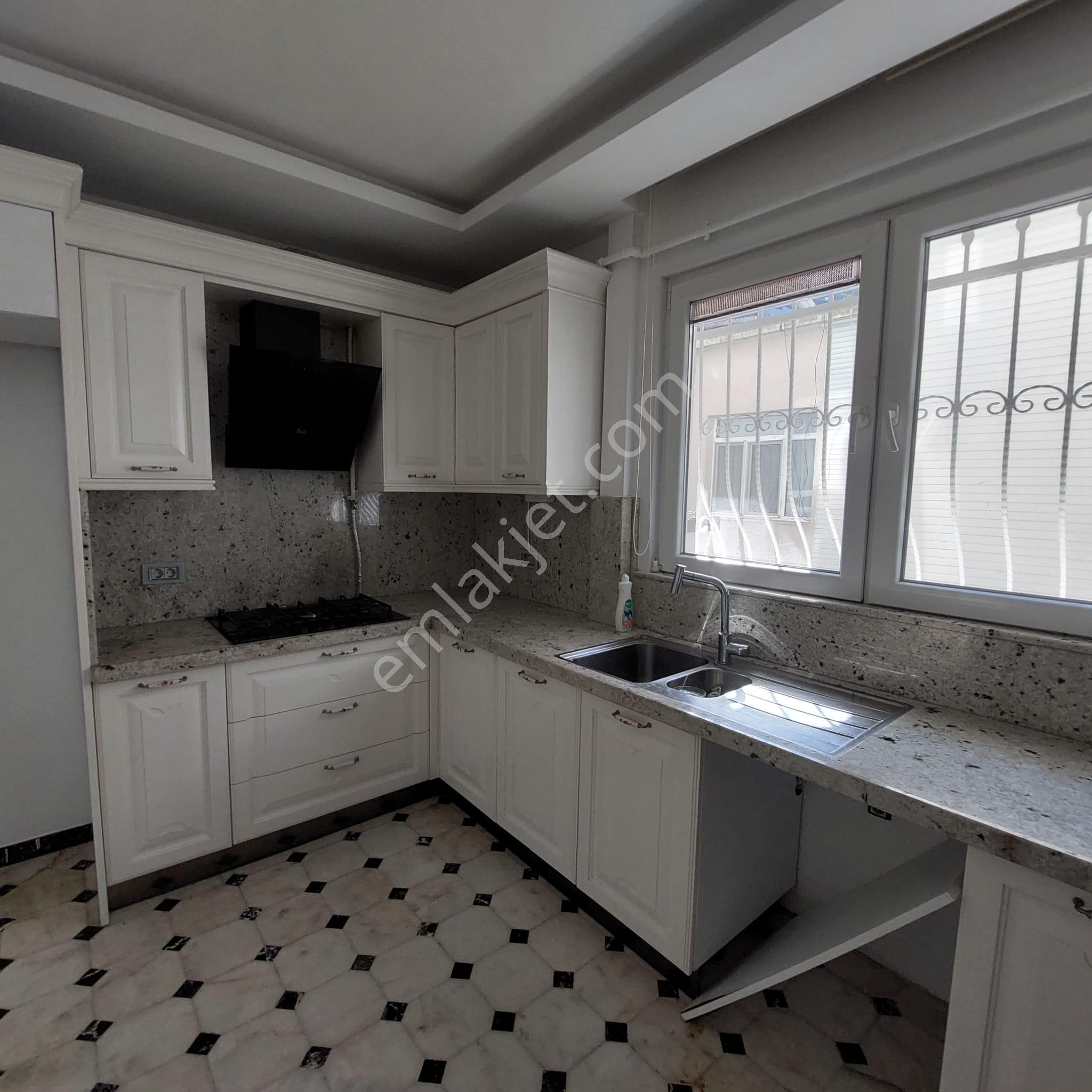 Kireçburnunda Deniz Manzaralı Bahçeli 3+1 Elit Bölgede Kiralık Bakımlı Daire - Görsel 23