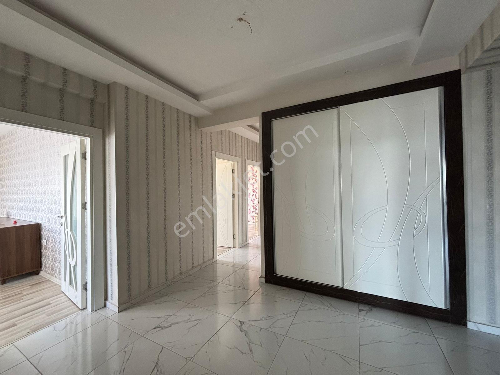 Atlı Life Gayrimenkulden Fabrika Mahallesinde 4+1 Fırsat Daire - Görsel 12