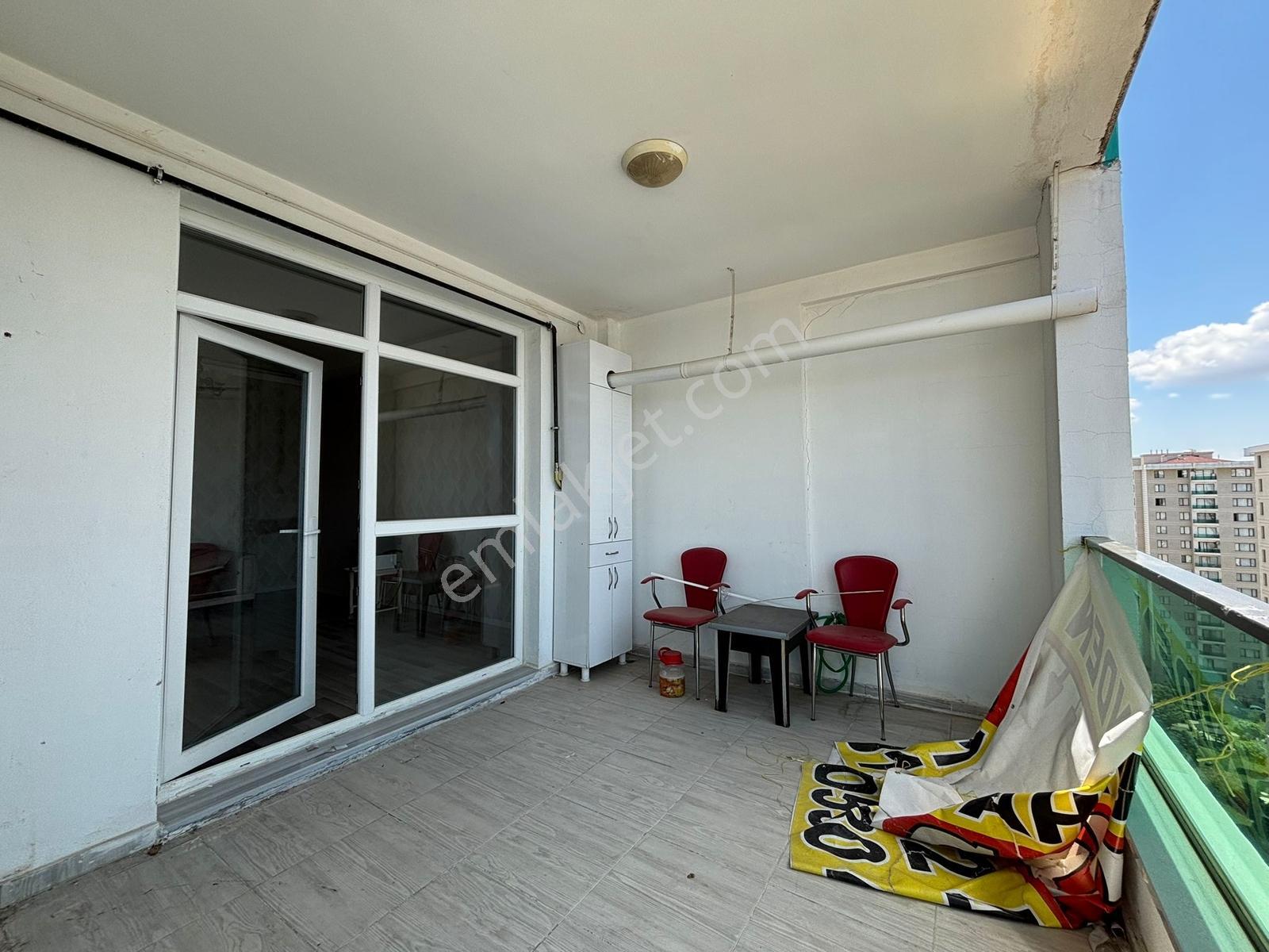 Atlı Life Gayrimenkulden Fabrika Mahallesinde 4+1 Fırsat Daire - Görsel 3