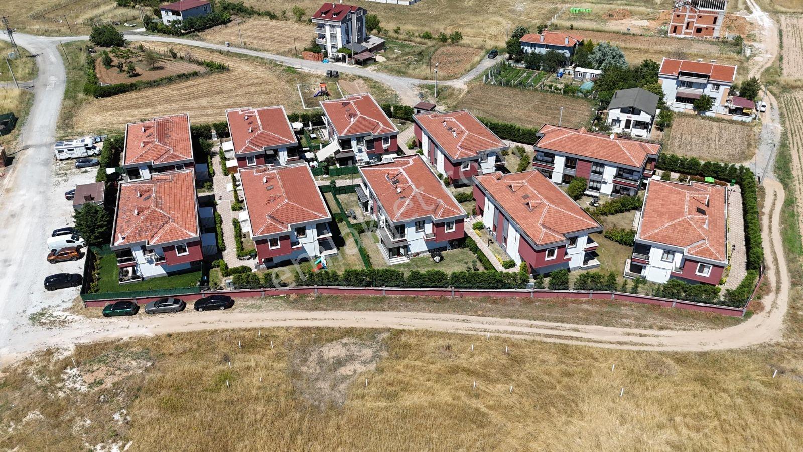 Kırklareli Merkez Kavaklı Villaları Sitesi'nde Satılık 3+1 Villa - Görsel 34