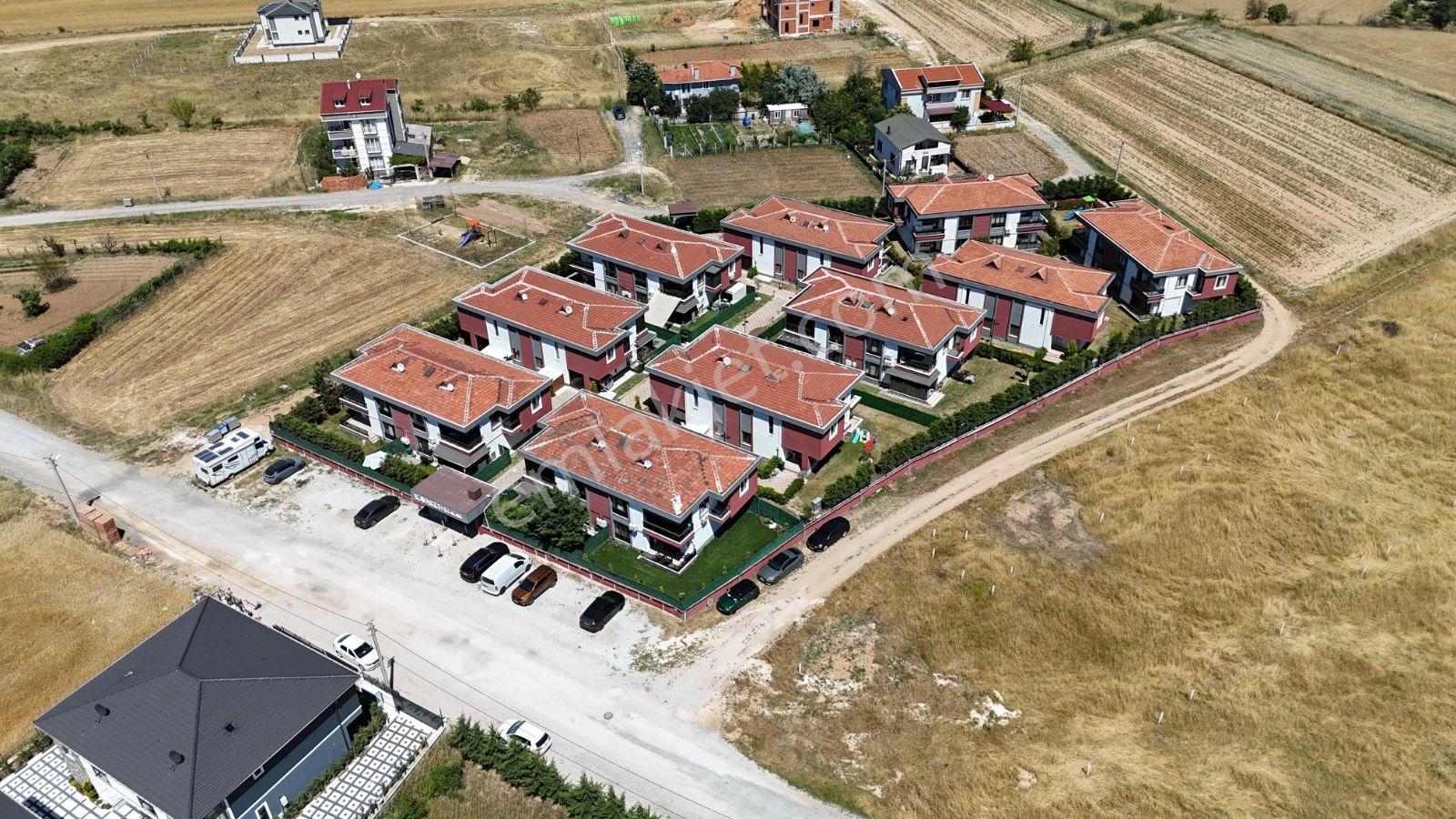 Kırklareli Merkez Kavaklı Villaları Sitesi'nde Satılık 3+1 Villa - Görsel 33