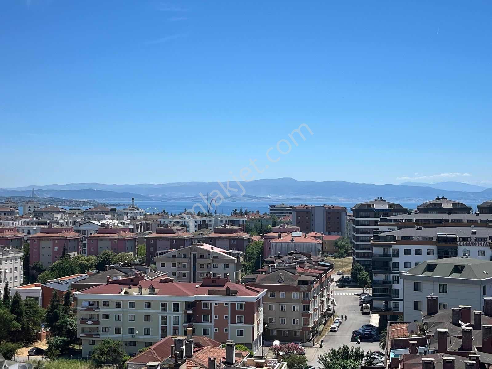 Tuzla İstasyonda Teraslı Deniz Manzaralı 3+1 Kiralık Dubleks