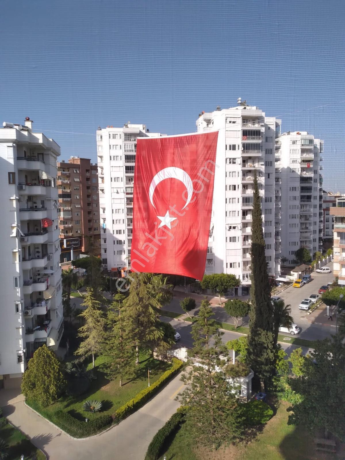 Konyaaltı Orçam Sitesin De Doğalgazlı Satılık Geniş 3+1 Daire