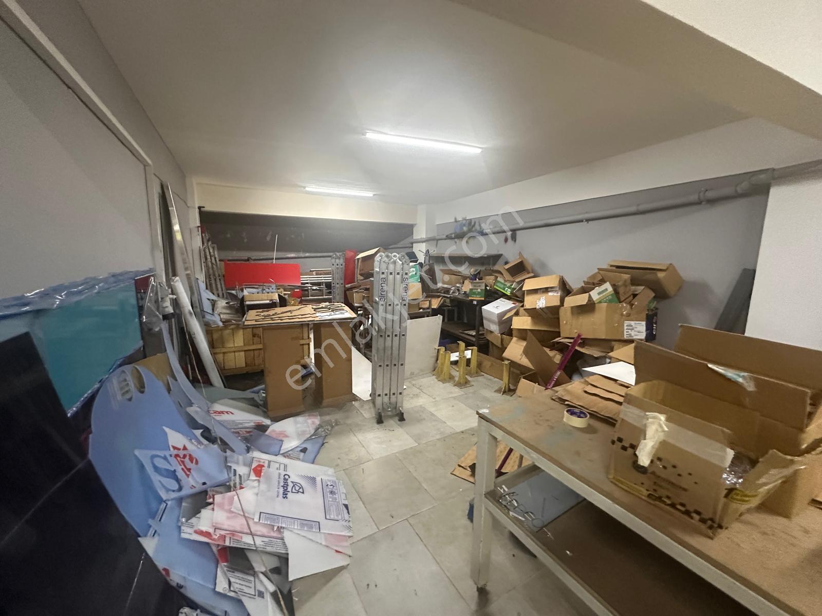 4. Levent Metro Yakını Satılık 270m² Fırsat Dükkan - Görsel 11