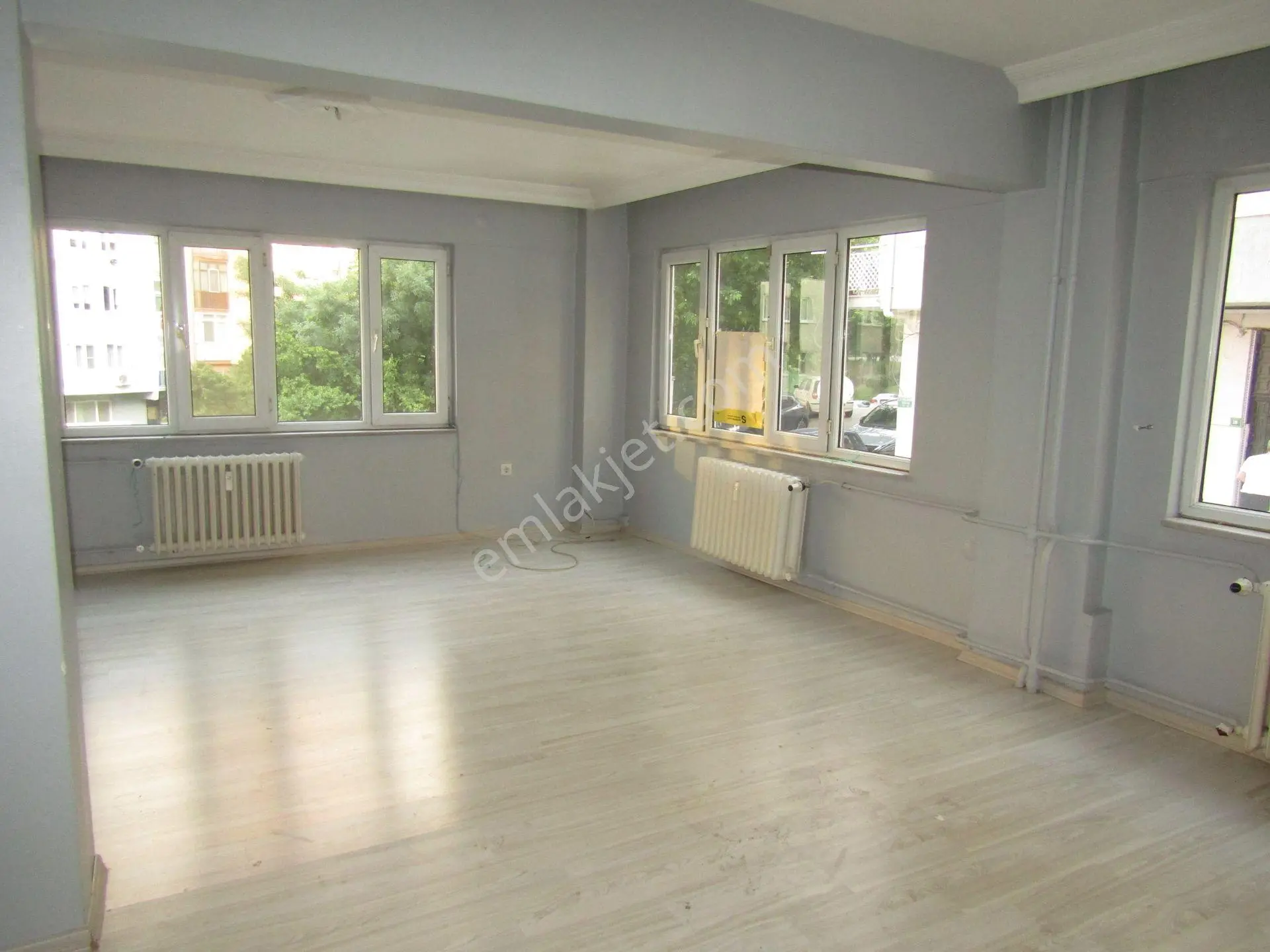 Yıldırım Umurbey Çimen Cd.2+1 120m2 1.arakat Satılık Daire 2.250bintl - Görsel 4