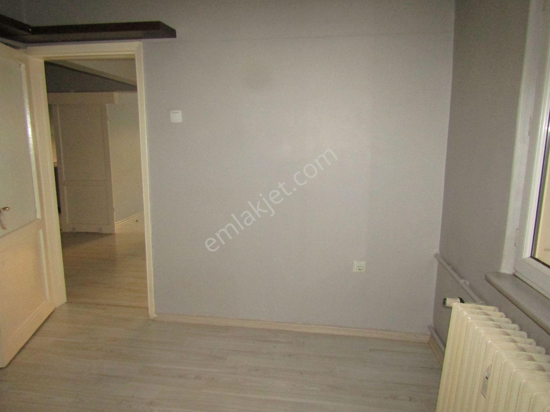 Yıldırım Umurbey Çimen Cd.2+1 120m2 1.arakat Satılık Daire 2.250bintl - Görsel 25