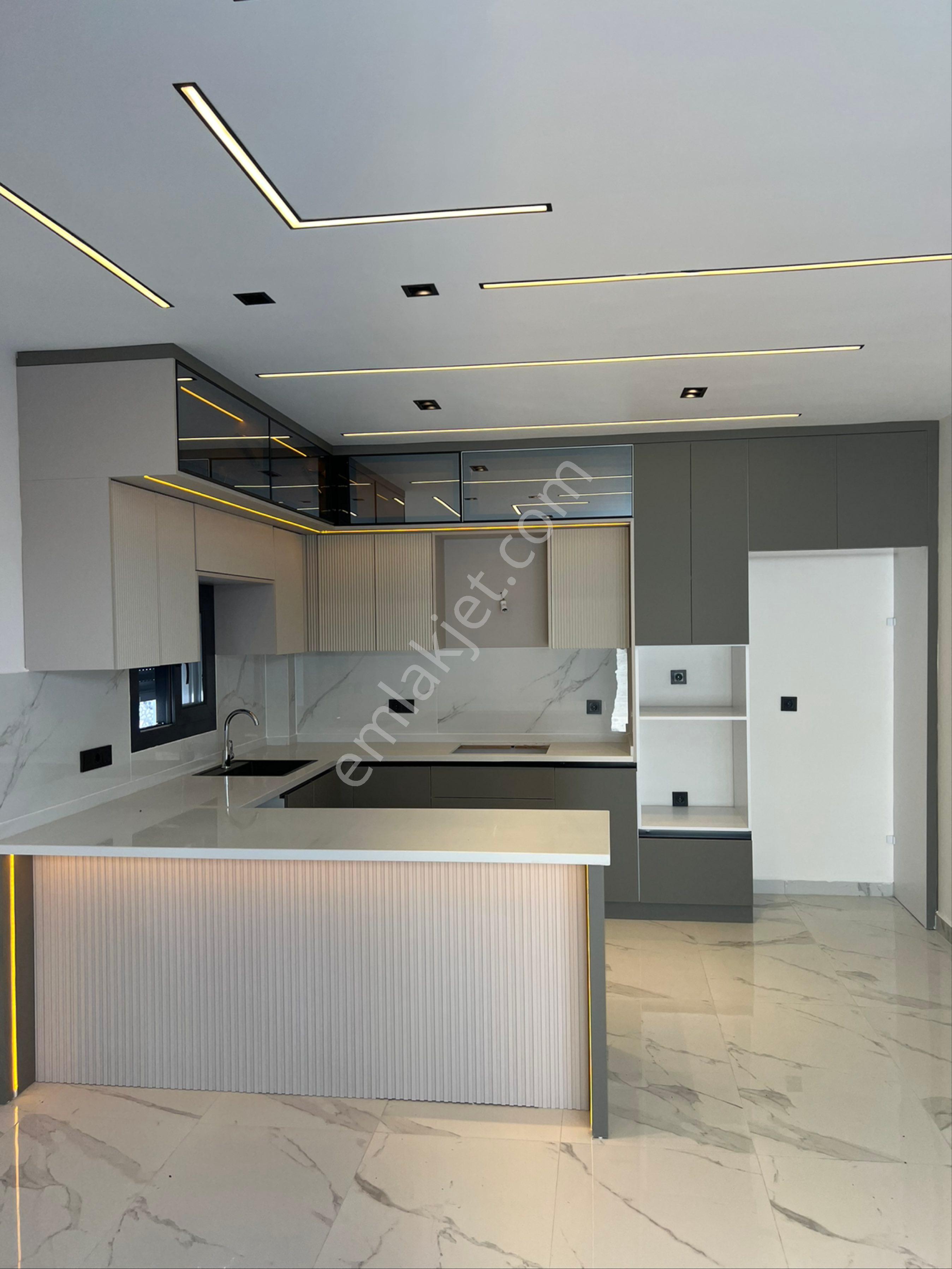 Satılık Havuzlu,otoparklı,ebeveyn Banyolu Villa - Görsel 9
