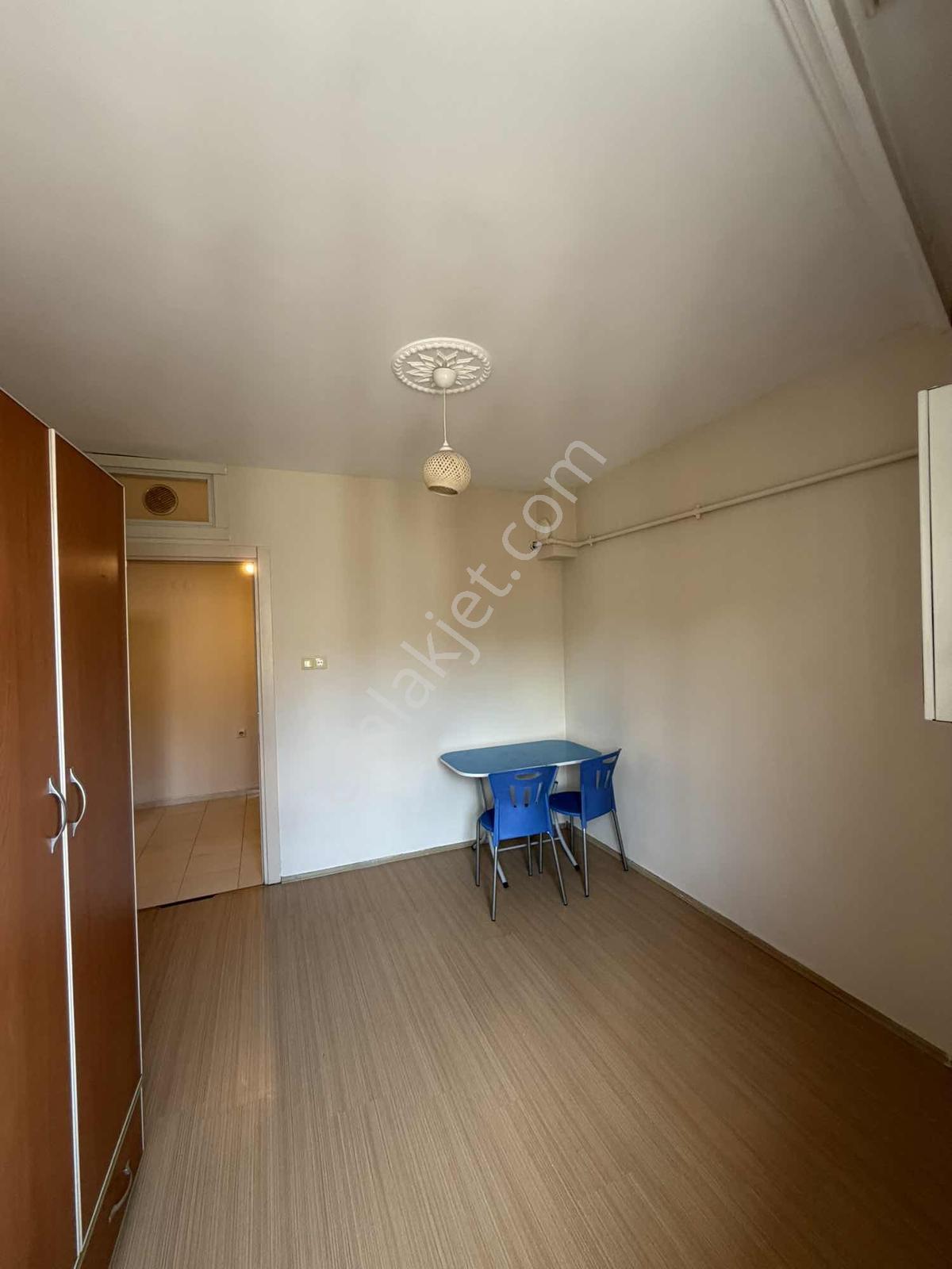 Akademi'den Asansörlü Ön Cephe Kısmi Eşyalı Kiralık 1+1 - Görsel 8